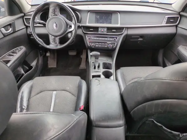 5XXGT4L35JG203971 2018 KIA OPTIMA - Image 8