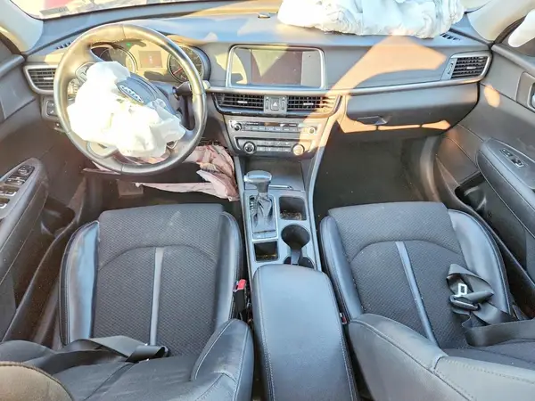 5XXGT4L35JG204361 2018 KIA OPTIMA - Image 8