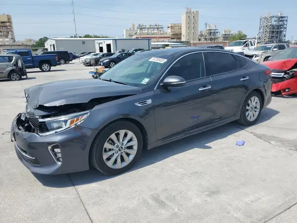 5XXGT4L35JG205526 2018 KIA OPTIMA - Image 1