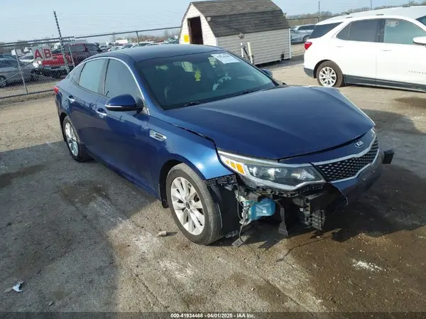 5XXGT4L35JG208250 2018 KIA OPTIMA - Image 1