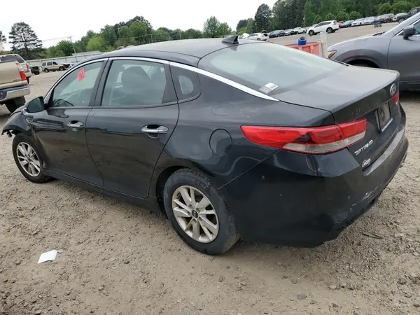 5XXGT4L35JG208359 2018 KIA OPTIMA - Image 2