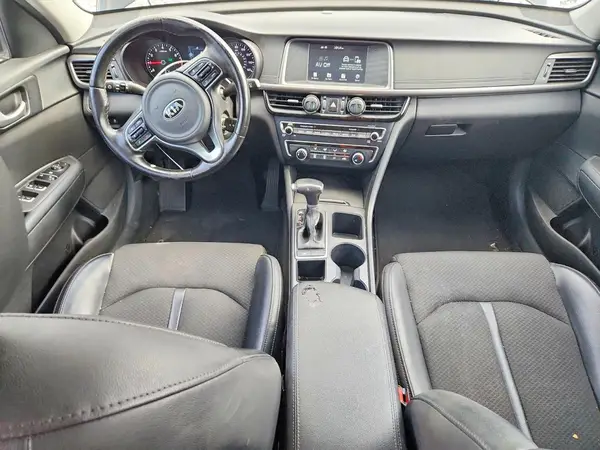 5XXGT4L35JG208619 2018 KIA OPTIMA - Image 8