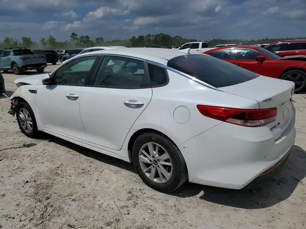 5XXGT4L35JG208748 2018 KIA OPTIMA - Image 2