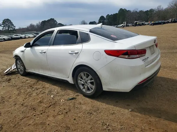 5XXGT4L35JG209253 2018 KIA OPTIMA - Image 2