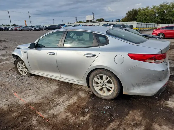 5XXGT4L35JG218793 2018 KIA OPTIMA - Image 2