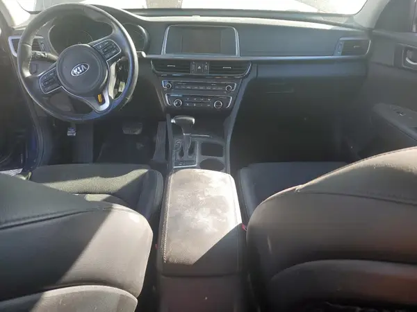 5XXGT4L35JG219555 2018 KIA OPTIMA - Image 8