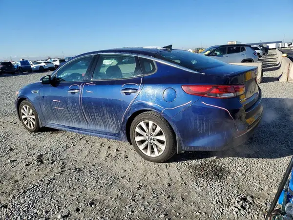 5XXGT4L35JG220009 2018 KIA OPTIMA - Image 2