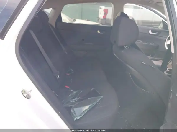 5XXGT4L35JG221550 2018 KIA OPTIMA - Image 8