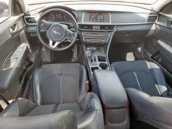 5XXGT4L35JG223864 2018 KIA OPTIMA - Image 8