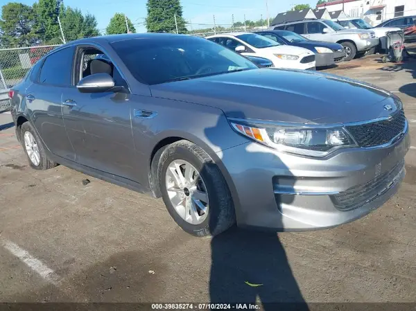 5XXGT4L35JG225811 2018 KIA OPTIMA - Image 1