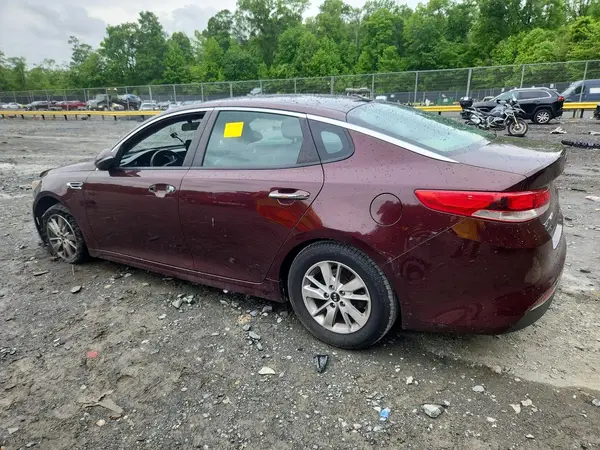 5XXGT4L35JG226652 2018 KIA OPTIMA - Image 2
