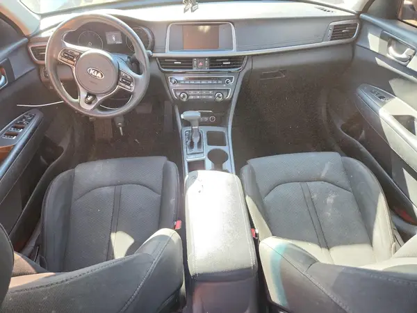 5XXGT4L35JG226702 2018 KIA OPTIMA - Image 8