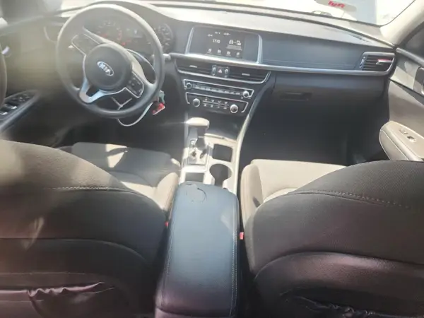 5XXGT4L35JG227879 2018 KIA OPTIMA - Image 8