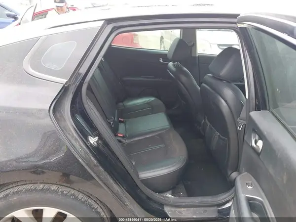 5XXGT4L35JG228465 2018 KIA OPTIMA - Image 8