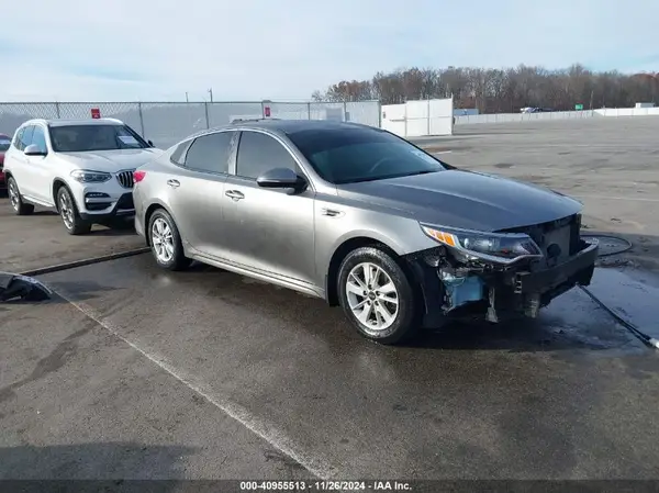 5XXGT4L35JG229633 2018 KIA OPTIMA - Image 1