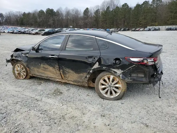 5XXGT4L35JG230975 2018 KIA OPTIMA - Image 2