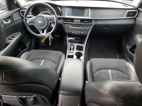 5XXGT4L35JG230975 2018 KIA OPTIMA - Image 8