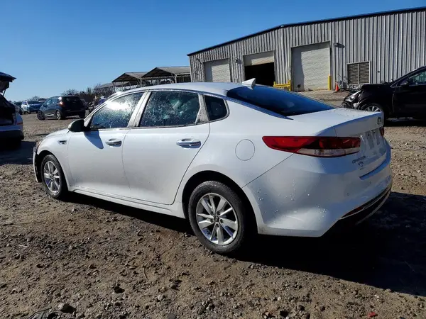 5XXGT4L35JG239496 2018 KIA OPTIMA - Image 2