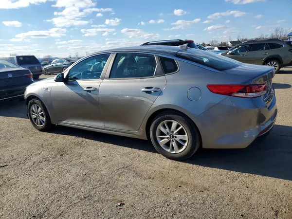5XXGT4L35JG239644 2018 KIA OPTIMA - Image 2