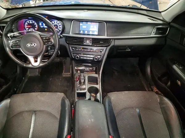 5XXGT4L35JG240678 2018 KIA OPTIMA - Image 8