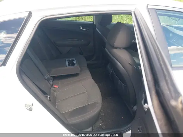 5XXGT4L35JG243449 2018 KIA OPTIMA - Image 8