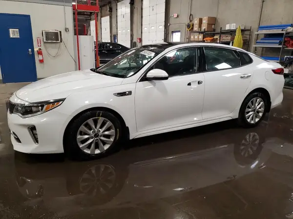 5XXGT4L35JG244990 2018 KIA OPTIMA - Image 1