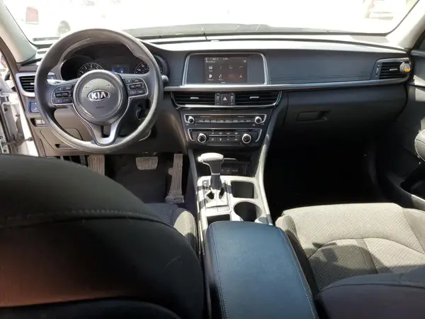 5XXGT4L35JG245332 2018 KIA OPTIMA - Image 8