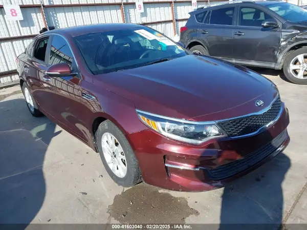 5XXGT4L35JG246948 2018 KIA OPTIMA - Image 1