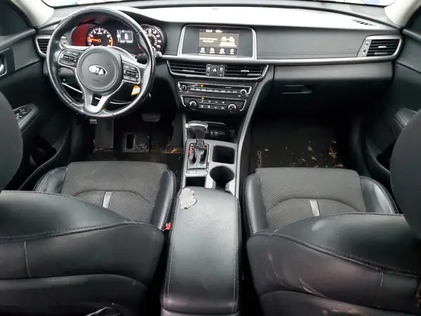 5XXGT4L35JG247355 2018 KIA OPTIMA - Image 8