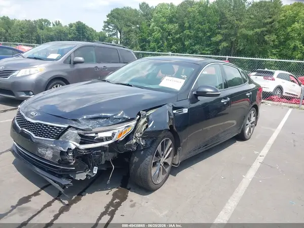 5XXGT4L35JG249784 2018 KIA OPTIMA - Image 2
