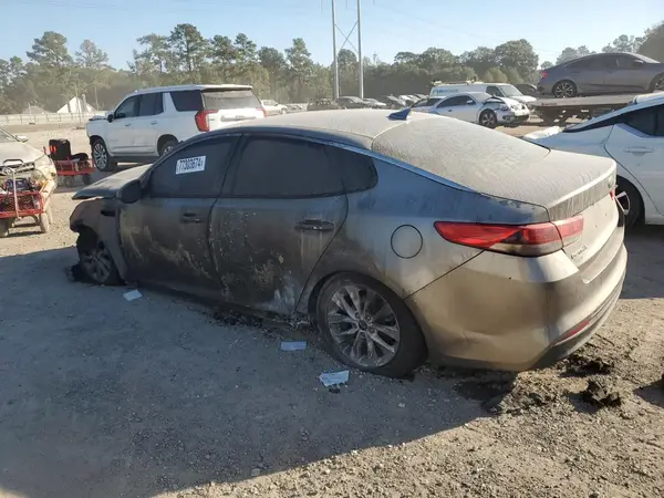 5XXGT4L35JG250417 2018 KIA OPTIMA - Image 2