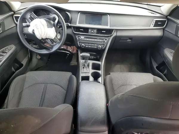 5XXGT4L35JG252572 2018 KIA OPTIMA - Image 8