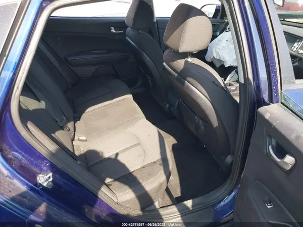 5XXGT4L35JG252815 2018 KIA OPTIMA - Image 8