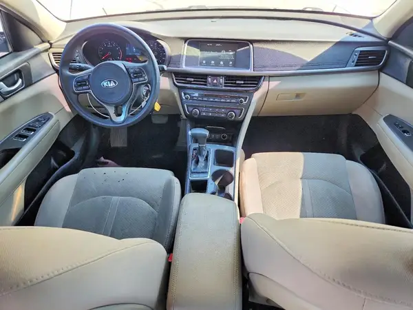 5XXGT4L35JG252877 2018 KIA OPTIMA - Image 8