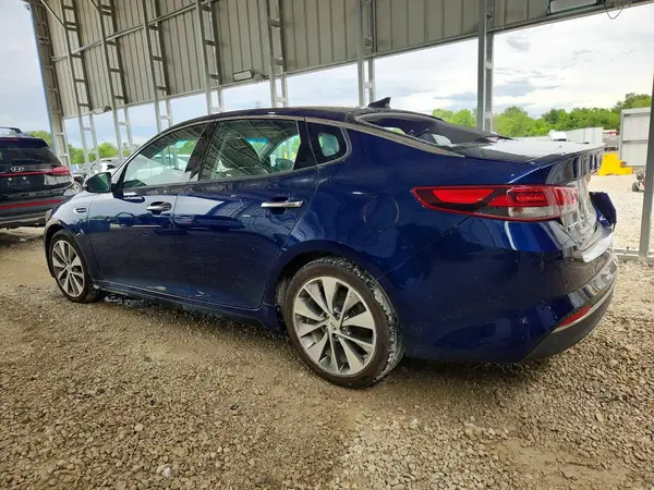 5XXGT4L35JG252894 2018 KIA OPTIMA - Image 2