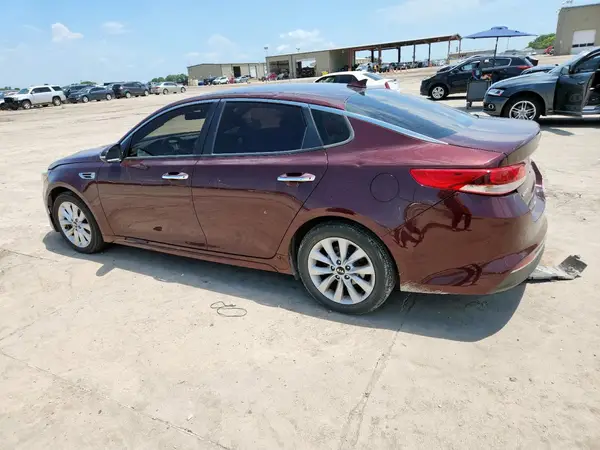 5XXGT4L35JG253169 2018 KIA OPTIMA - Image 2