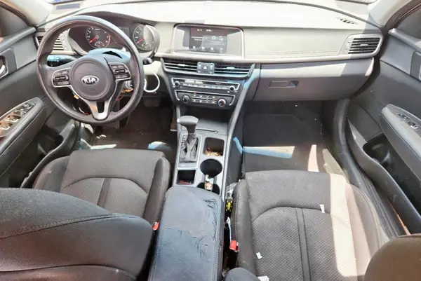5XXGT4L35JG253169 2018 KIA OPTIMA - Image 8