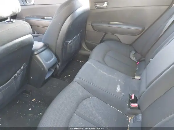 5XXGT4L35JG253351 2018 KIA OPTIMA - Image 8