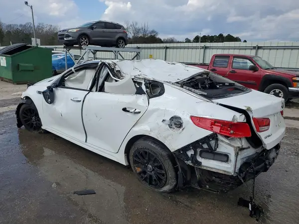 5XXGT4L35JG253432 2018 KIA OPTIMA - Image 2