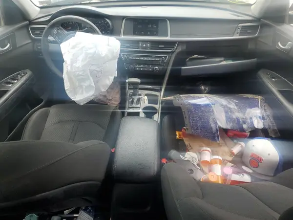 5XXGT4L35JG254421 2018 KIA OPTIMA - Image 8