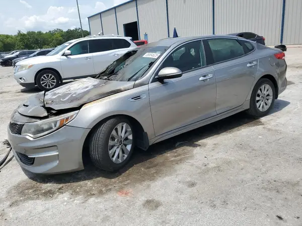 5XXGT4L35JG254791 2018 KIA OPTIMA - Image 2