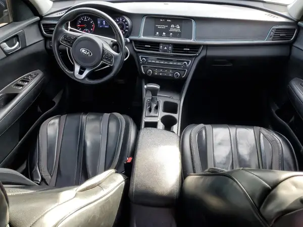 5XXGT4L35JG255438 2018 KIA OPTIMA - Image 8