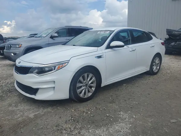 5XXGT4L35JG255729 2018 KIA OPTIMA - Image 1