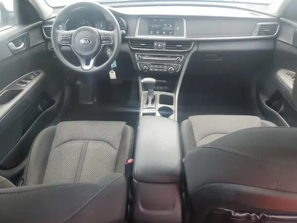 5XXGT4L35JG255729 2018 KIA OPTIMA - Image 8