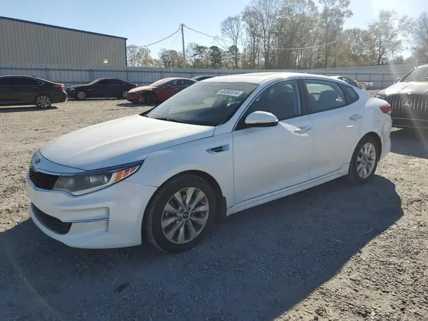 5XXGT4L35JG255892 2018 KIA OPTIMA - Image 1