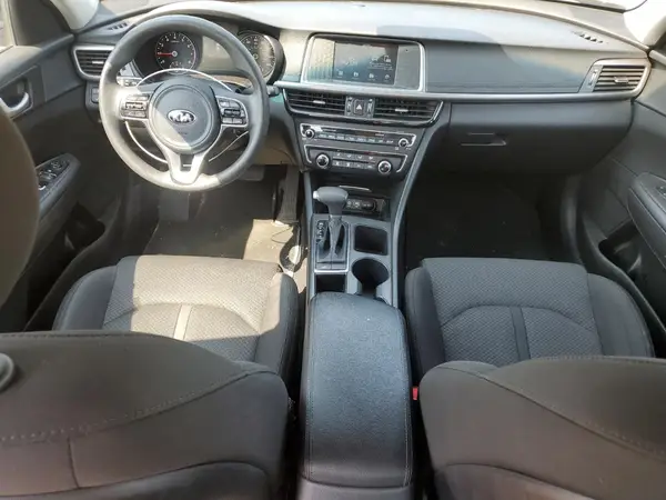 5XXGT4L35JG256959 2018 KIA OPTIMA - Image 8