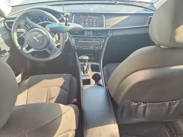 5XXGT4L35JG257061 2018 KIA OPTIMA - Image 8