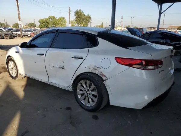5XXGT4L35JG258131 2018 KIA OPTIMA - Image 2