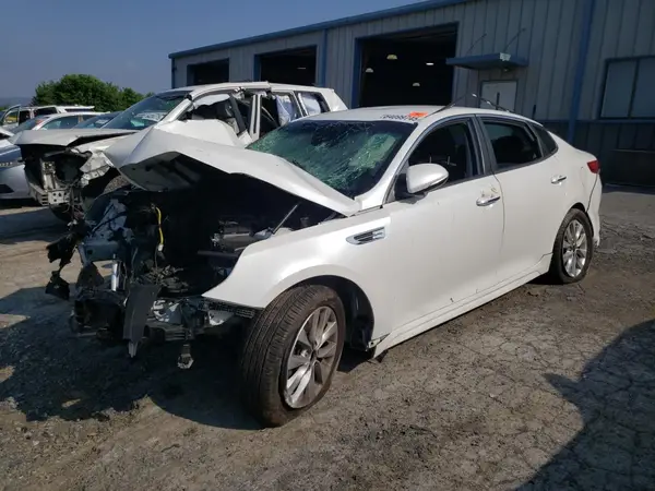 5XXGT4L35JG262664 2018 KIA OPTIMA - Image 1