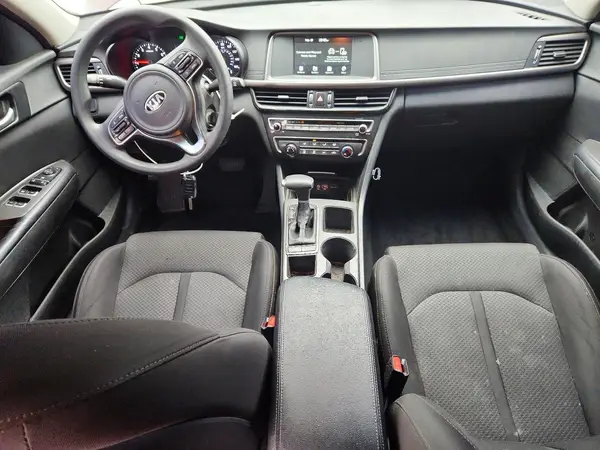 5XXGT4L35JG263040 2018 KIA OPTIMA - Image 8